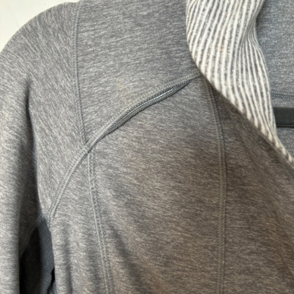 Lululemon Think Fast Pullover Size 4 Gray - Picture 14 of 15
